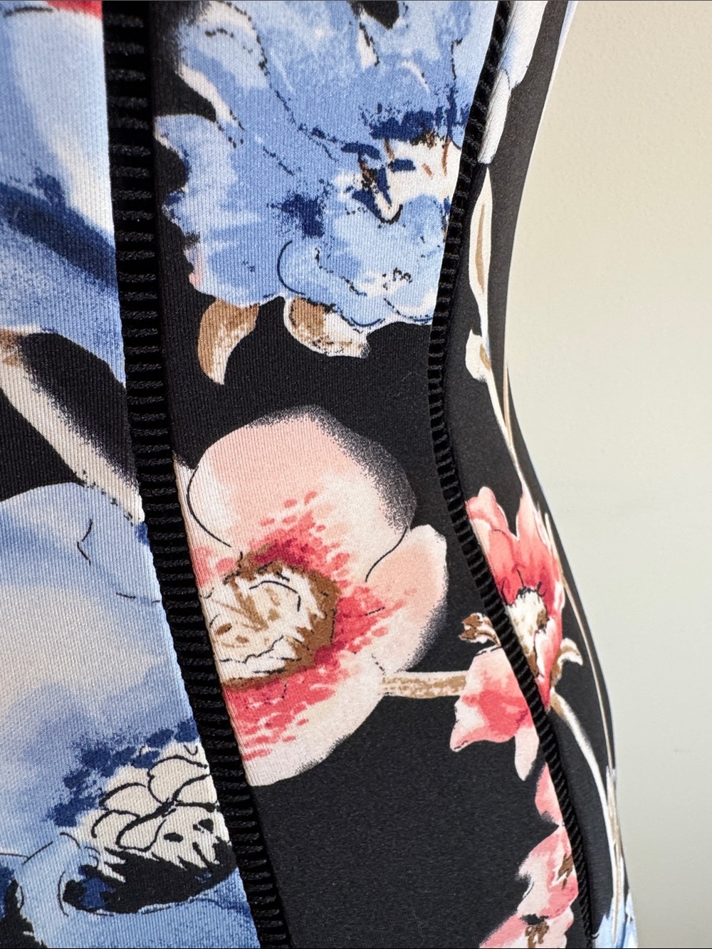 White House Black Market Fit-and-Flare Dress in Pink and Blue Floral size 4 - Picture 7 of 9